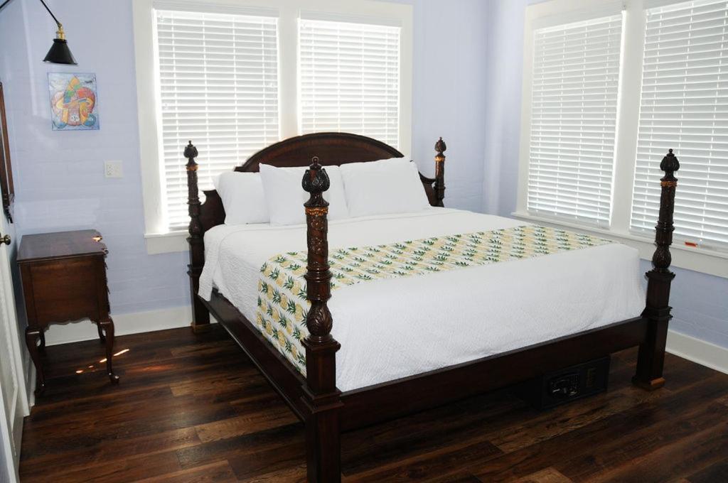 The Porch On Frances Inn - Adults Exclusive Key West Room photo